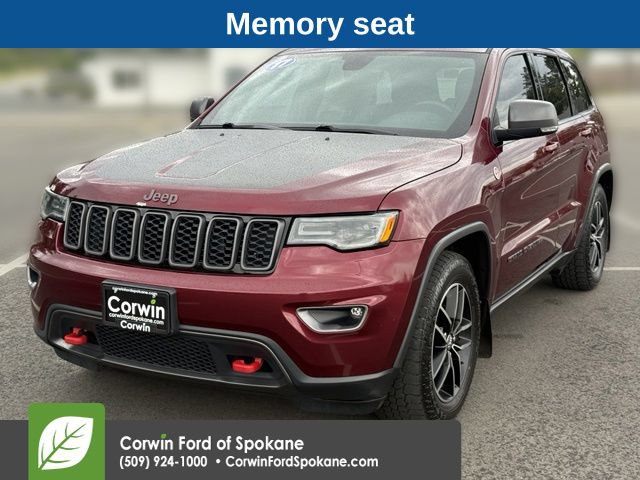 Used 2017 Jeep Grand Cherokee Trailhawk w/ Trailhawk Luxury Group AWD/4WD image 5