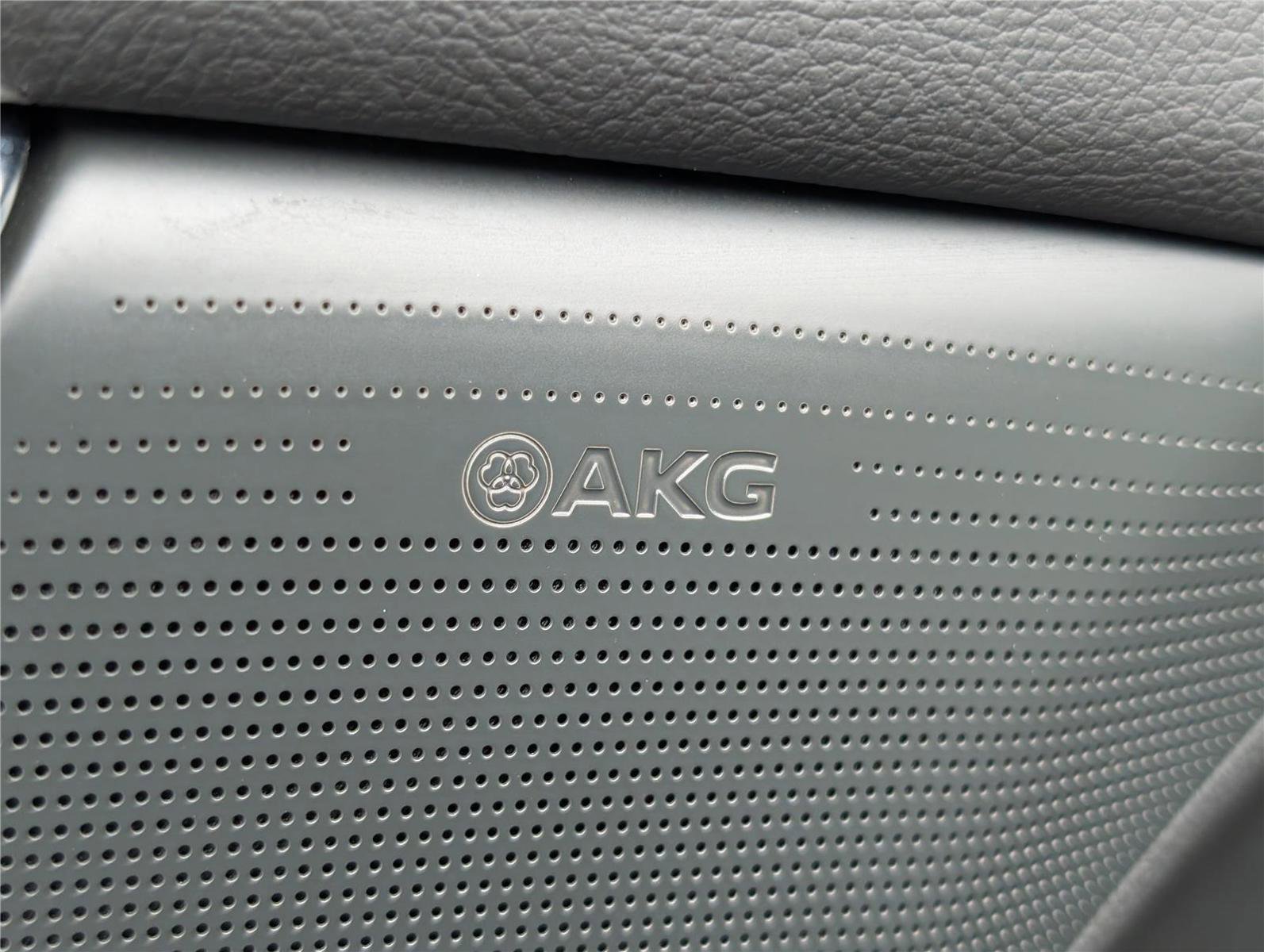 Used 2023 Cadillac CT5 V Blackwing w/ Parking Package RWD image 21