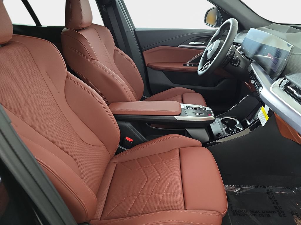 New 2026 BMW X2 xDrive28i w/ Technology Package AWD/4WD image 9