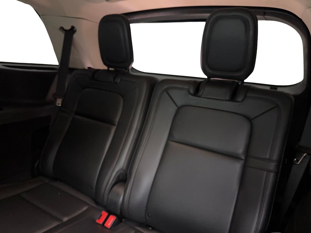 Used 2024 Lincoln Aviator Reserve w/ Equipment Group 201A image 38