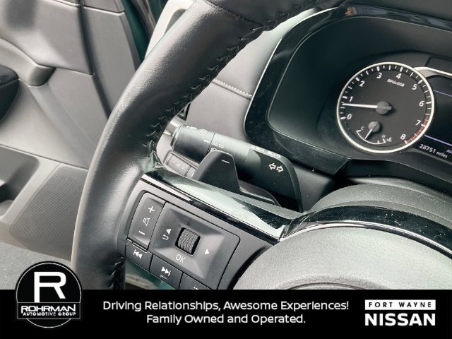 Used 2024 Nissan Pathfinder SL AWD/4WD image 24