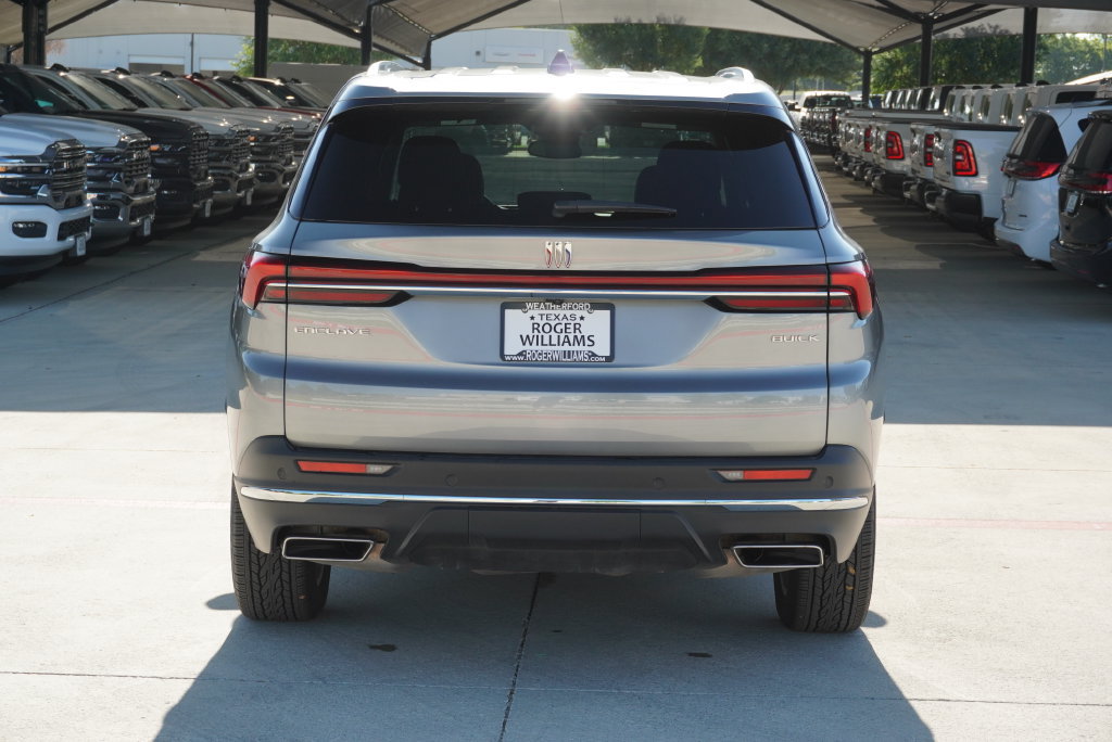 Used 2026 Buick Enclave Preferred FWD image 4