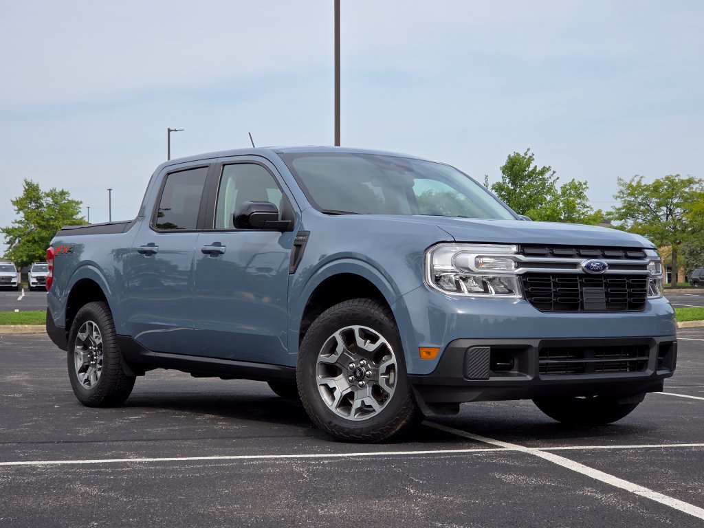 Used 2024 Ford Maverick Lariat w/ FX4 Off-Road Package AWD/4WD image 2