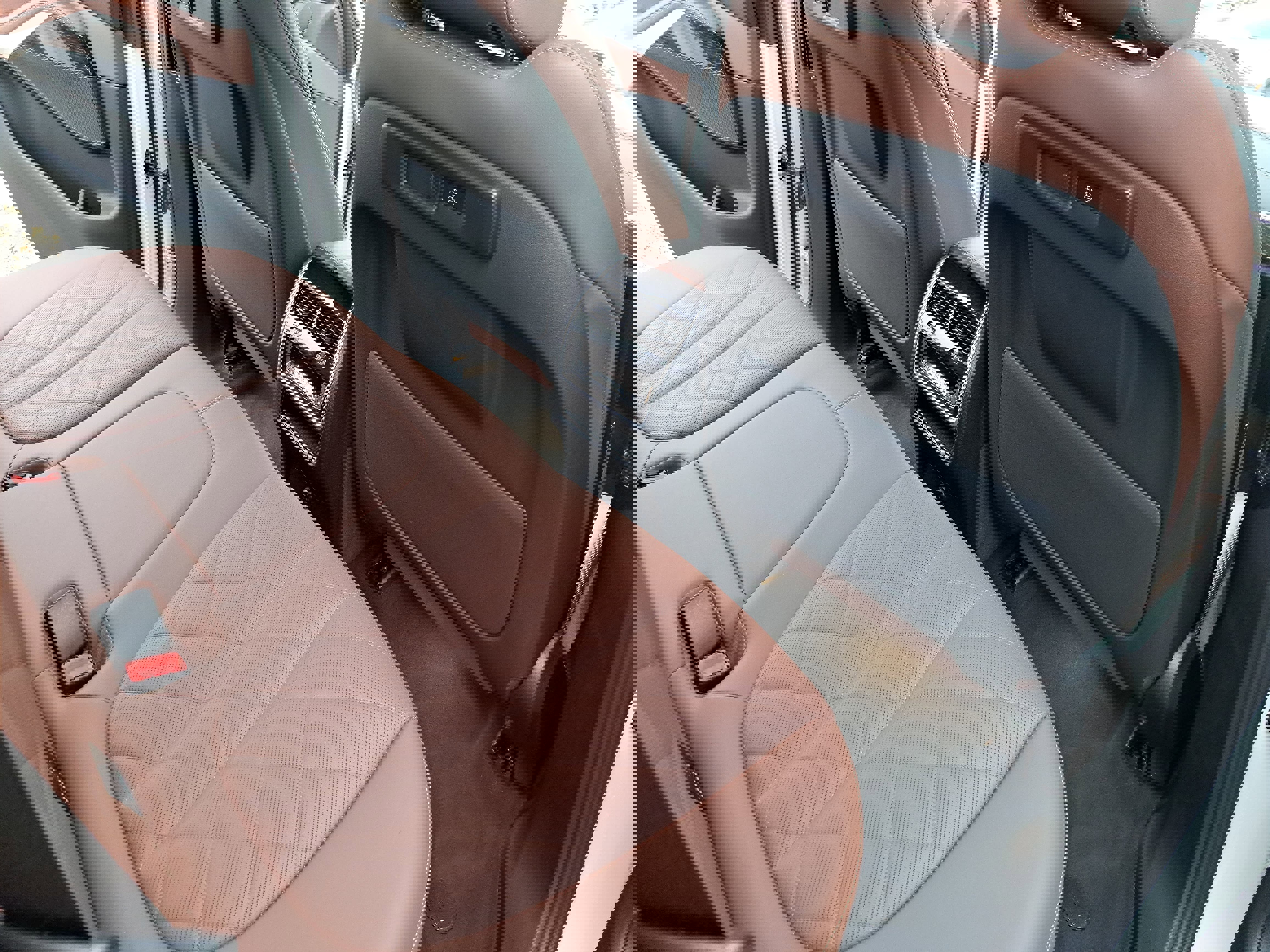 Used 2023 BMW X5 xDrive40i w/ Premium Package image 11