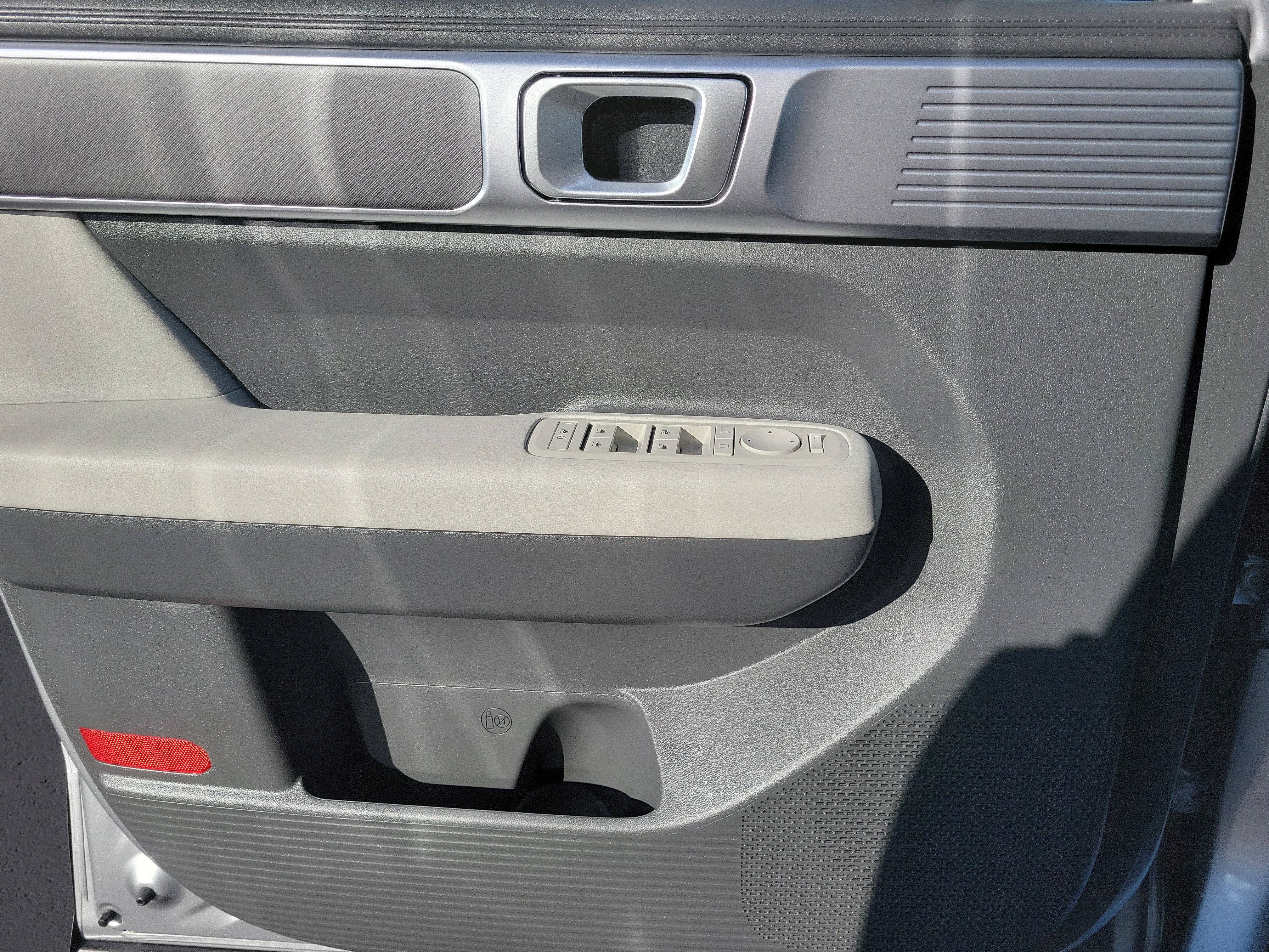 Certified 2026 Hyundai Santa Fe SE image 19