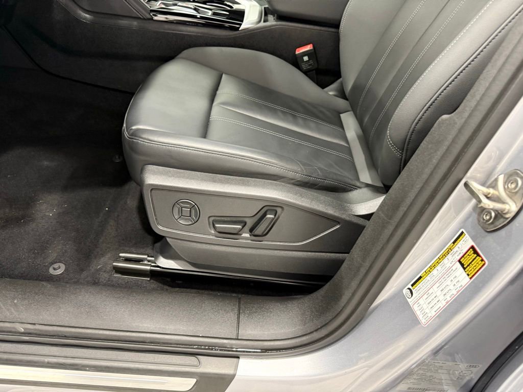 Used 2025 Audi Q5 Premium Plus image 14