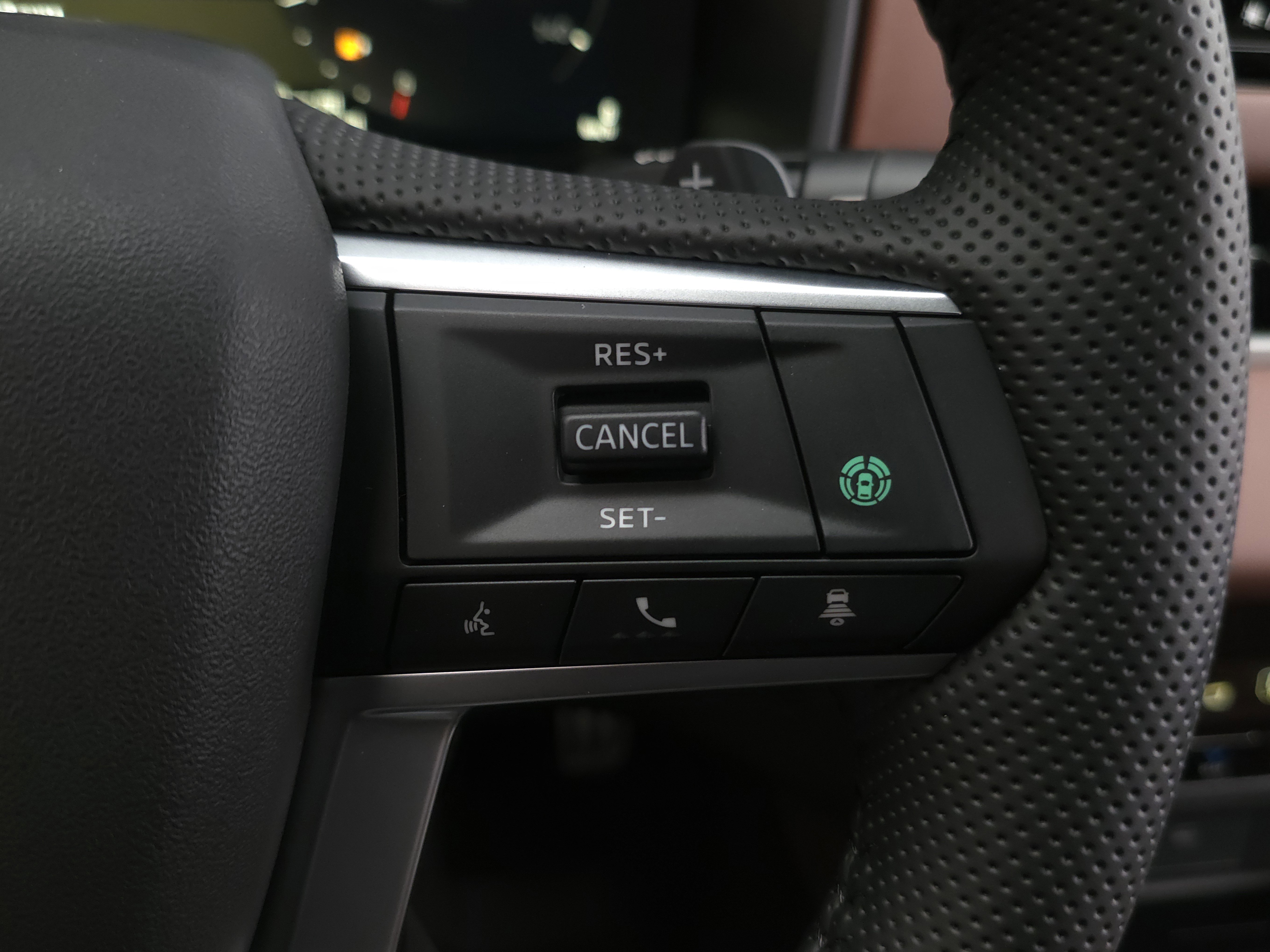 New 2025 Mitsubishi Outlander SEL image 13