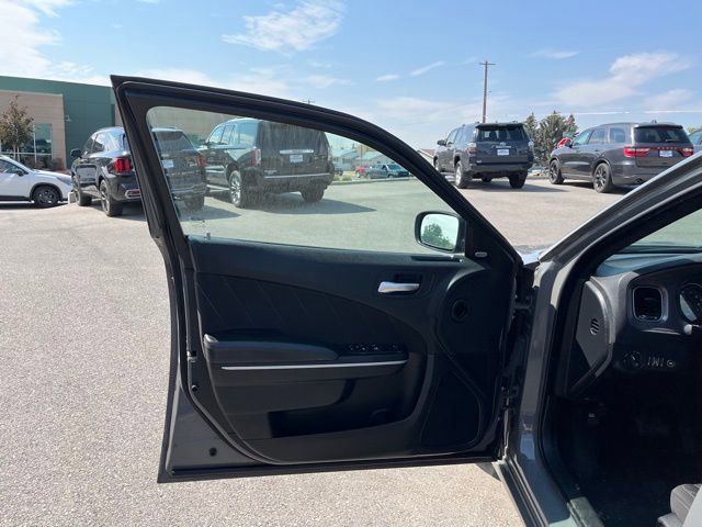 Used 2023 Dodge Charger SXT w/ Cold Weather Package AWD/4WD image 24