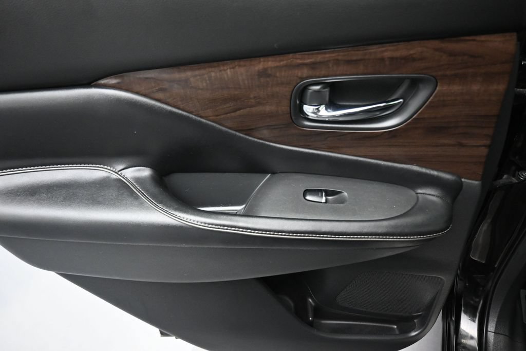 Used 2019 Nissan Murano Platinum FWD image 30
