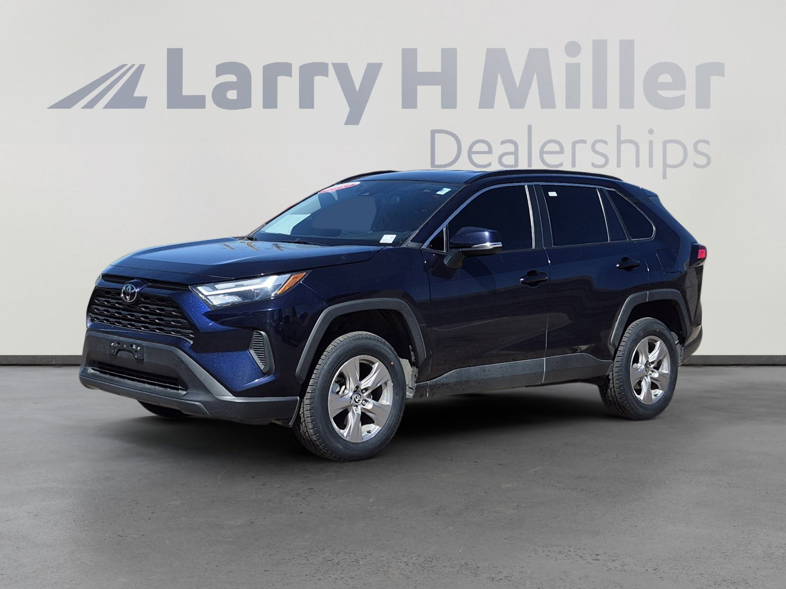 Certified 2023 Toyota RAV4 XLE AWD/4WD image 1