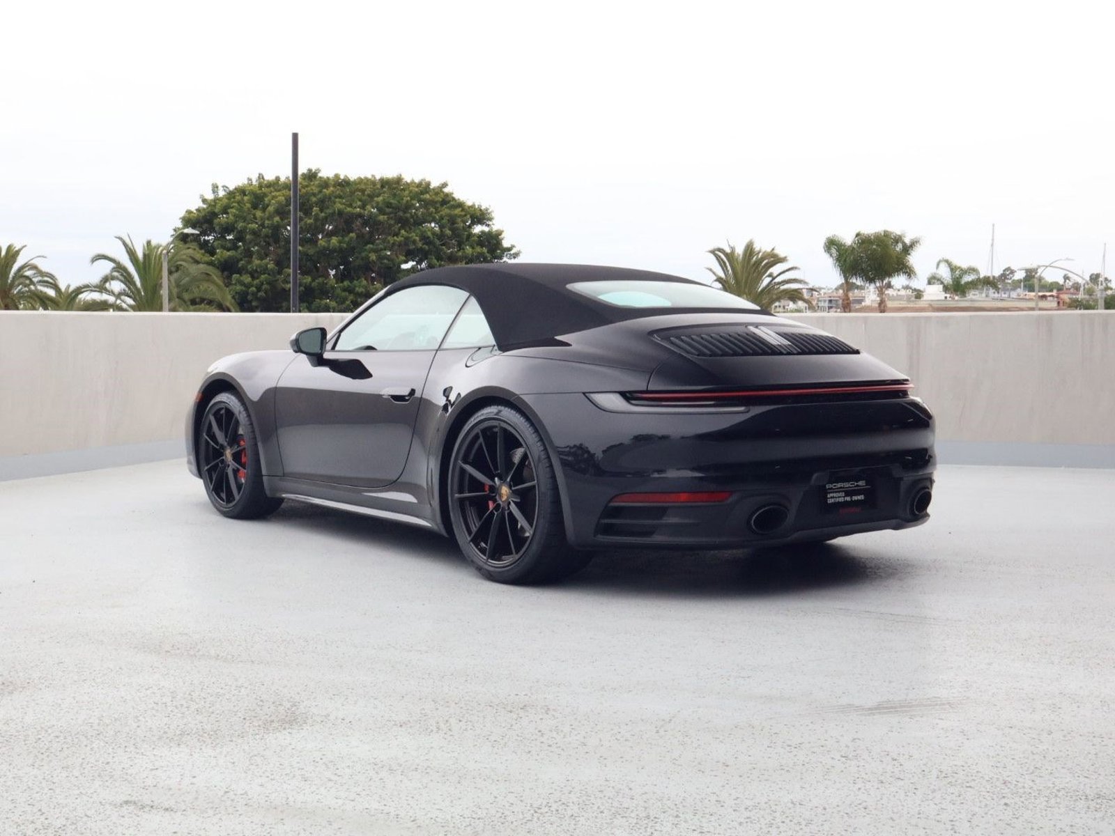 Certified 2021 Porsche 911 Carrera S RWD video 3