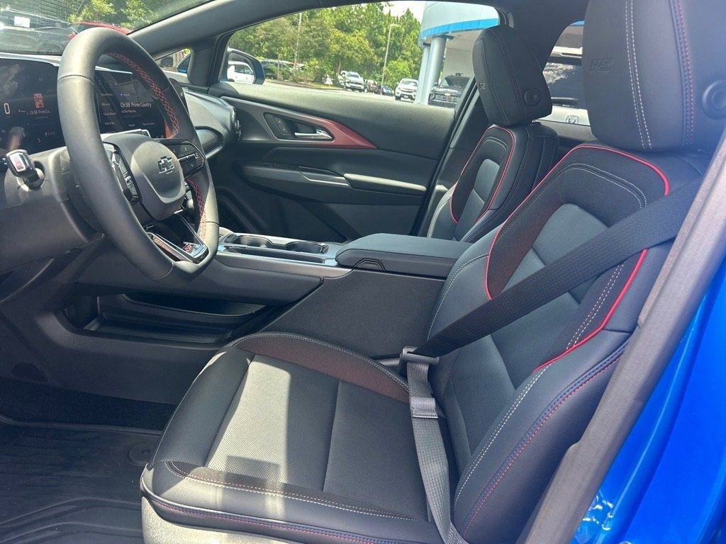 New 2025 Chevrolet Equinox EV RS w/ LPO, Illumination Package image 17