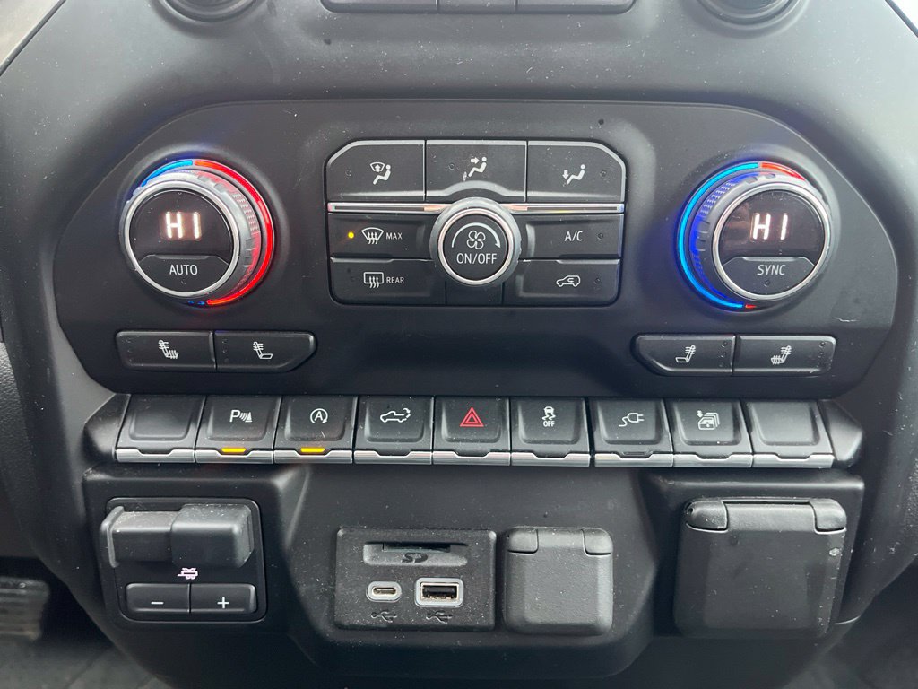 Used 2019 Chevrolet Silverado 1500 LT w/ All-Star Edition AWD/4WD image 22