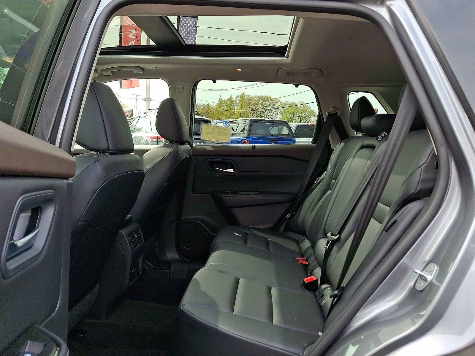 Certified 2023 Nissan Rogue SV w/ SV Premium B Package AWD/4WD image 10