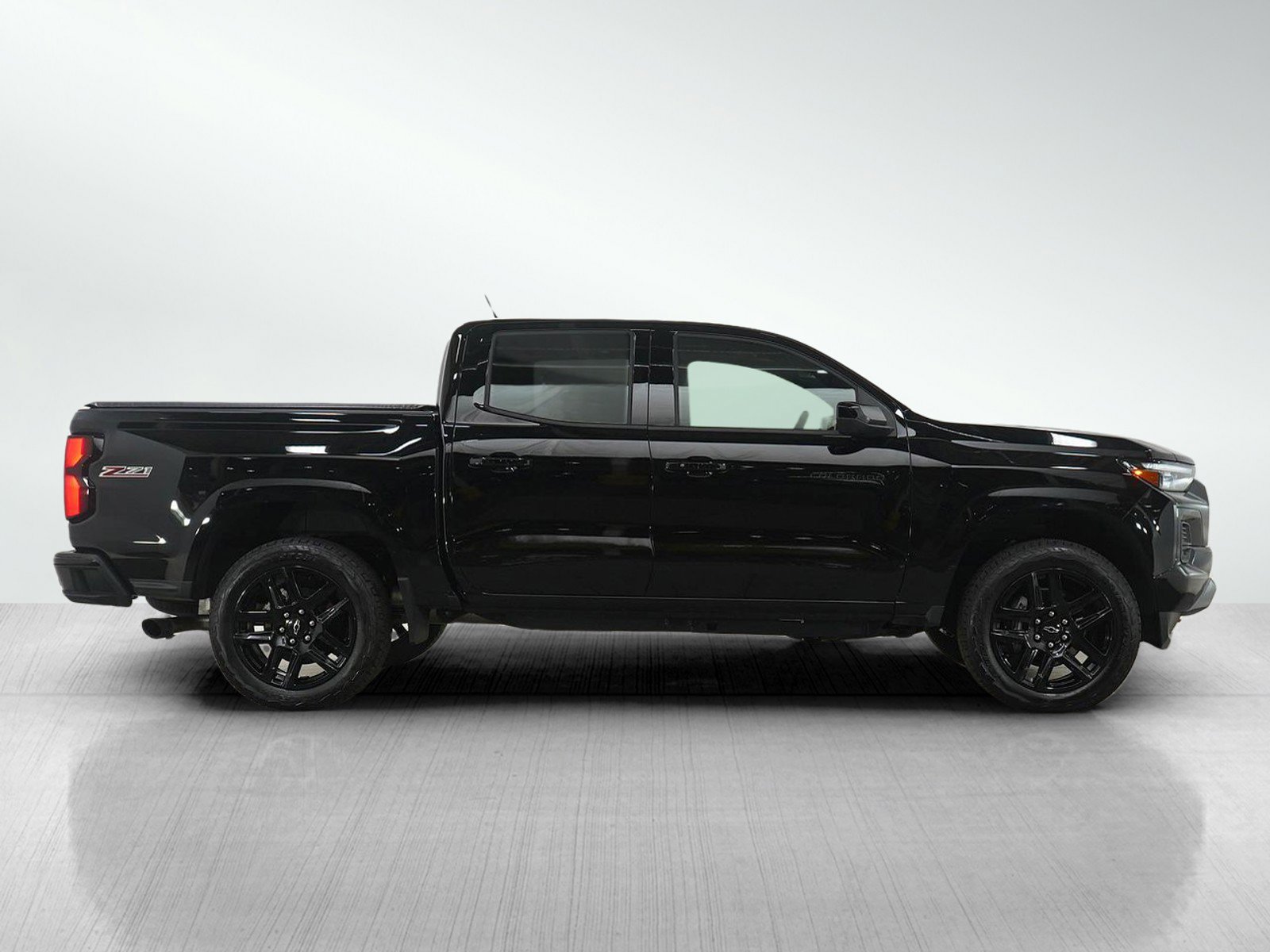 Used 2025 Chevrolet Colorado Z71 w/ Z71 Convenience Package 2 image 6