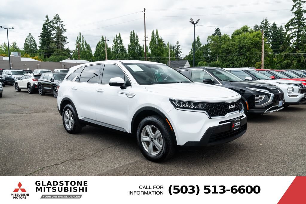 Used 2023 Kia Sorento LX AWD/4WD image 26
