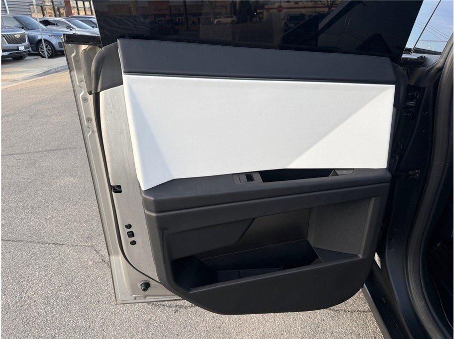 Used 2024 Tesla Cybertruck Cyberbeast image 29