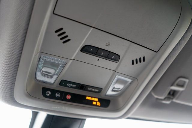 Used 2023 Chevrolet Blazer LT w/ Convenience Package image 35