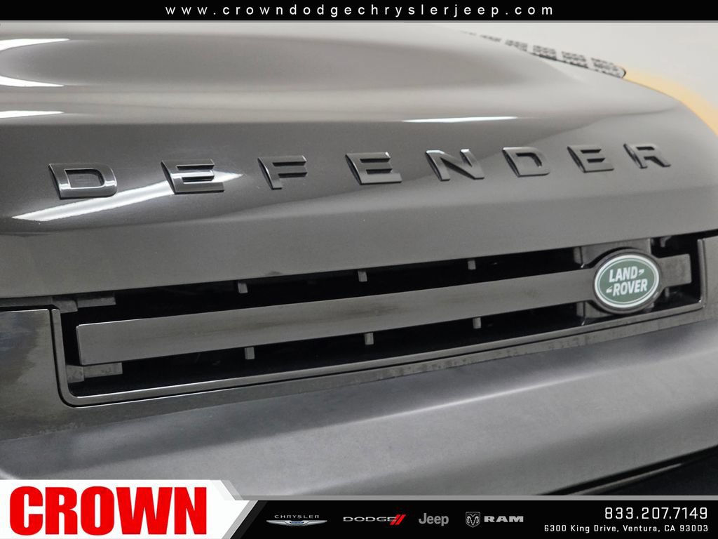 Used 2022 Land Rover Defender 110 X-Dynamic SE AWD/4WD image 9