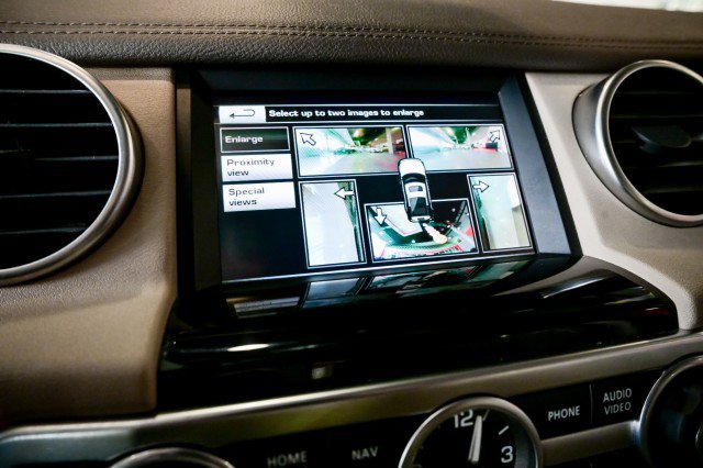 Used 2016 Land Rover LR4 HSE Silver Edition AWD/4WD image 39