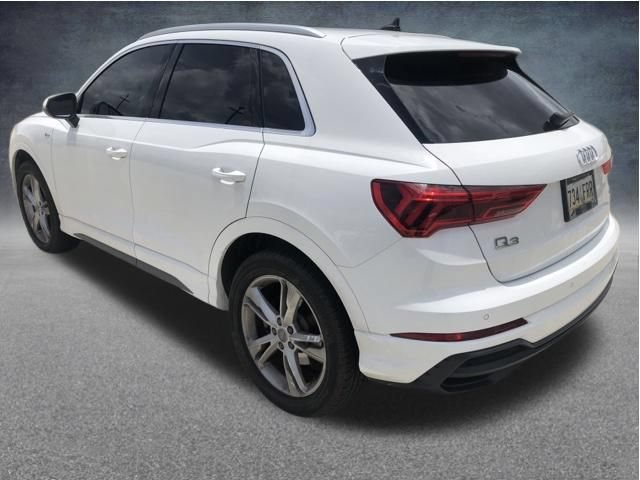 Used 2020 Audi Q3 2.0T Premium w/ Convenience Package AWD/4WD image 11