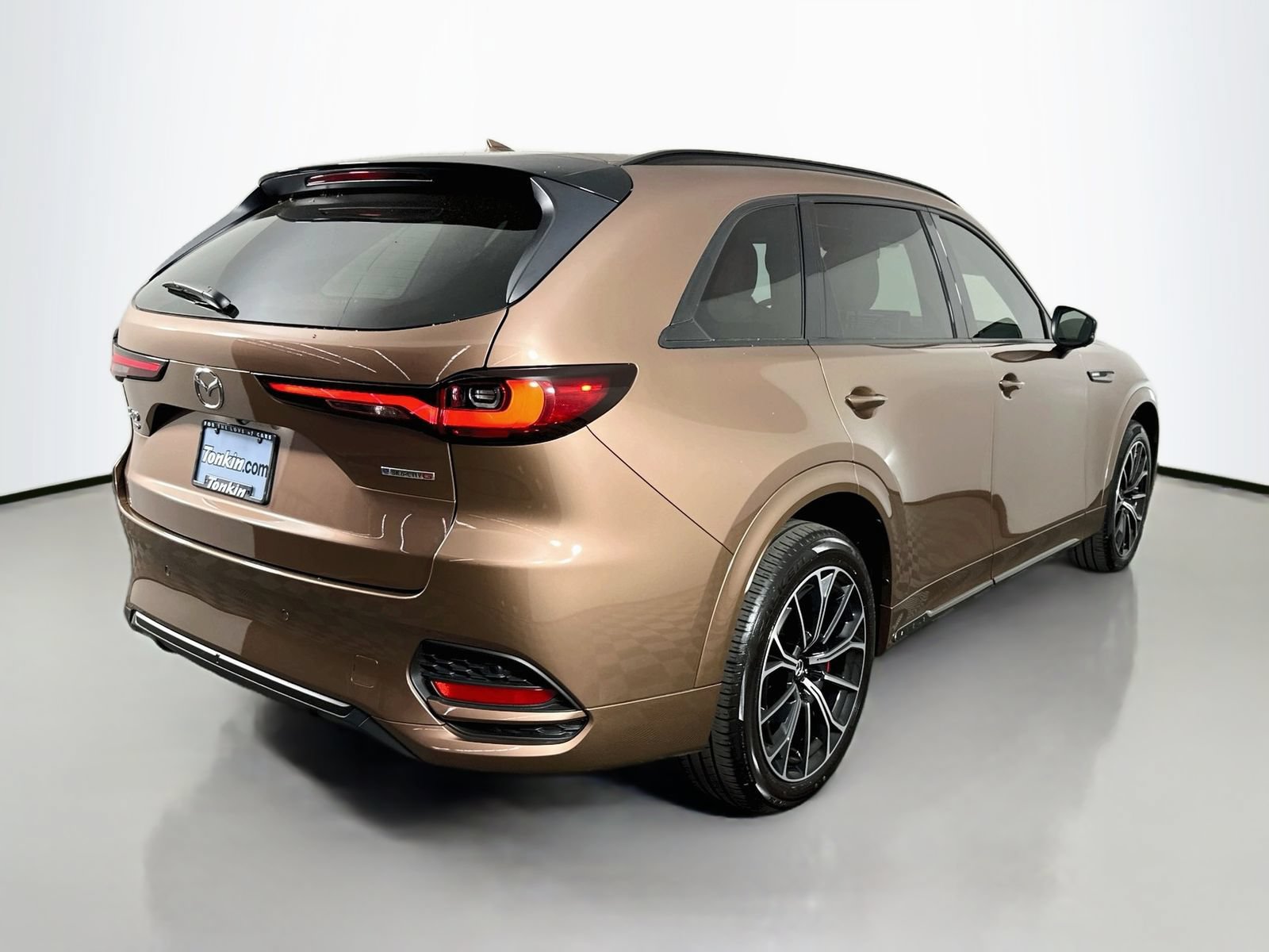 Certified 2025 MAZDA CX-70 3.3 Turbo S w/ Premium Plus AWD/4WD image 7
