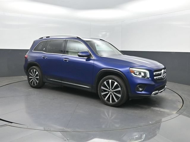 Used 2020 Mercedes-Benz GLB 250 w/ Premium Package image 35