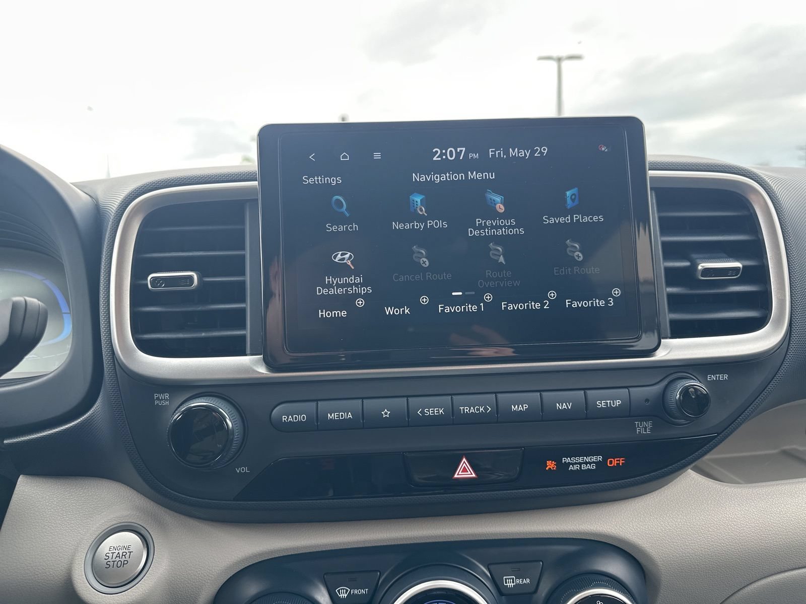 Used 2025 Hyundai Venue Limited FWD image 50