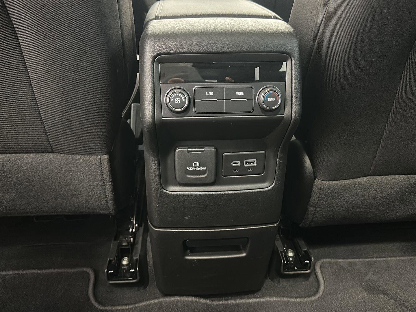 Used 2023 GMC Acadia SLE w/ Driver Convenience Package image 24