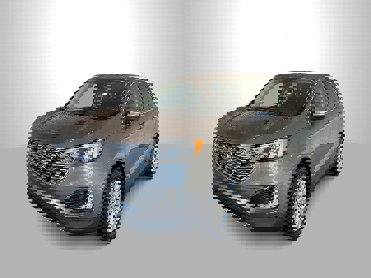 Used 2022 Ford Edge Titanium image 1