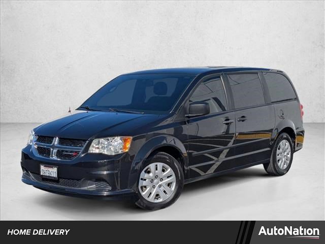 Used 2014 Dodge Grand Caravan American Value Package w/ UConnect Hands-Free Group