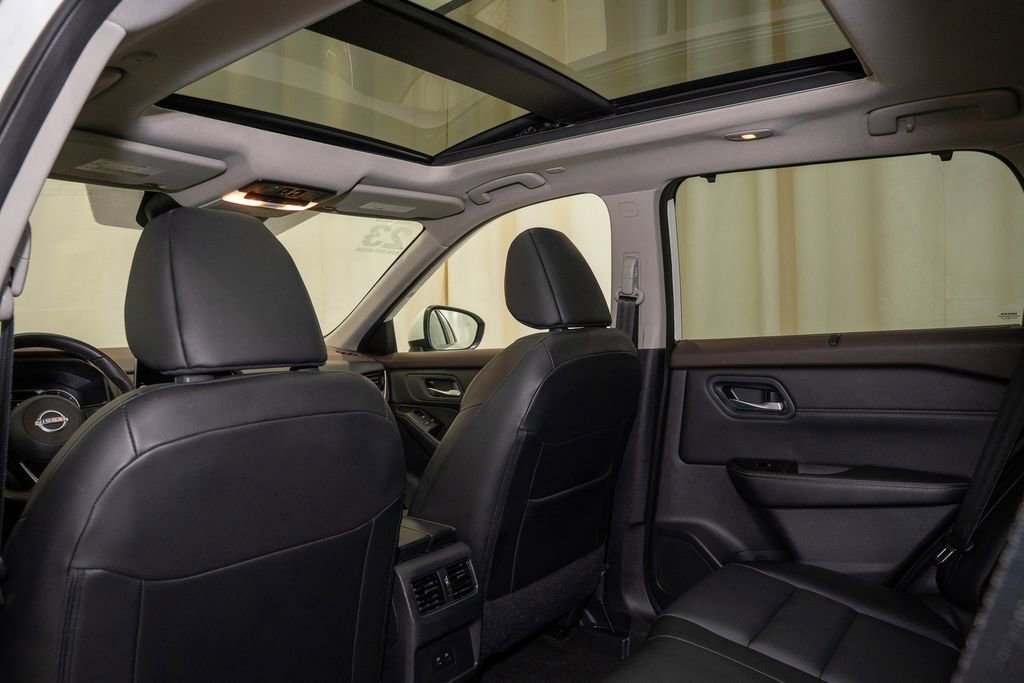 Certified 2023 Nissan Rogue SV w/ SV Premium Package image 10