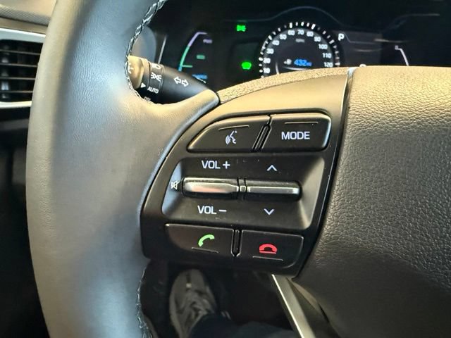 Used 2017 Hyundai Ioniq Limited FWD image 19