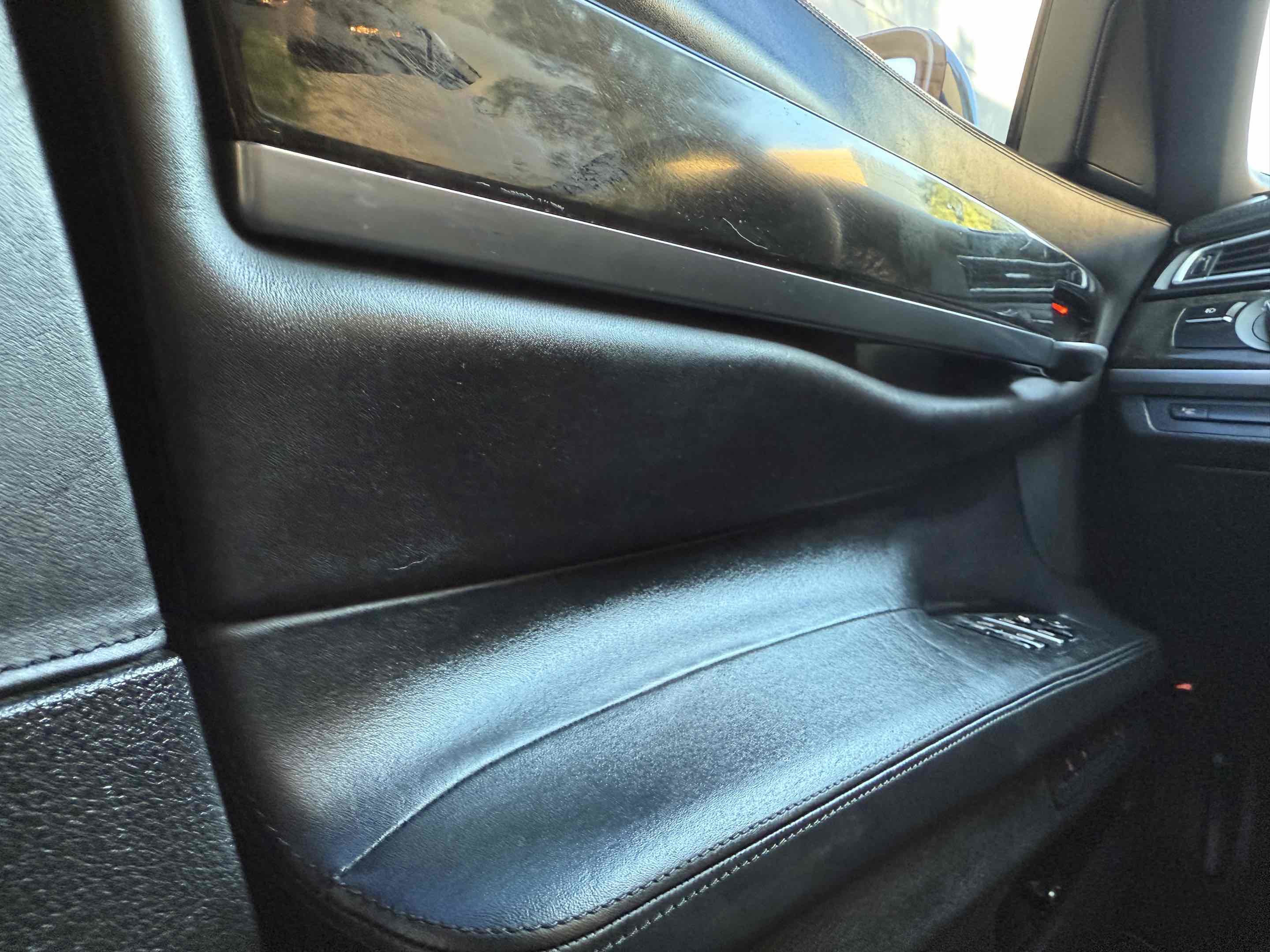 Used 2012 BMW ALPINA B7 image 40