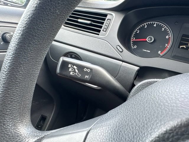 Used 2014 Volkswagen Jetta S FWD image 14