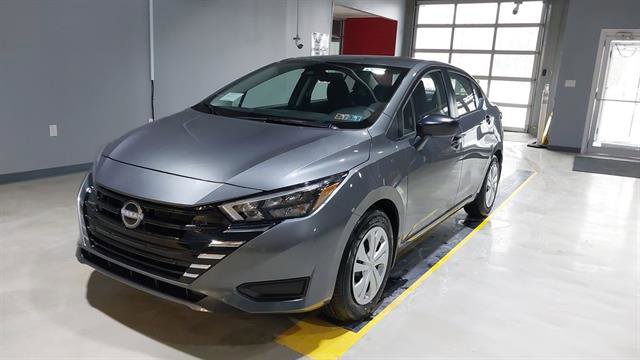 Used 2025 Nissan Versa S w/ Trunk Package FWD image 18