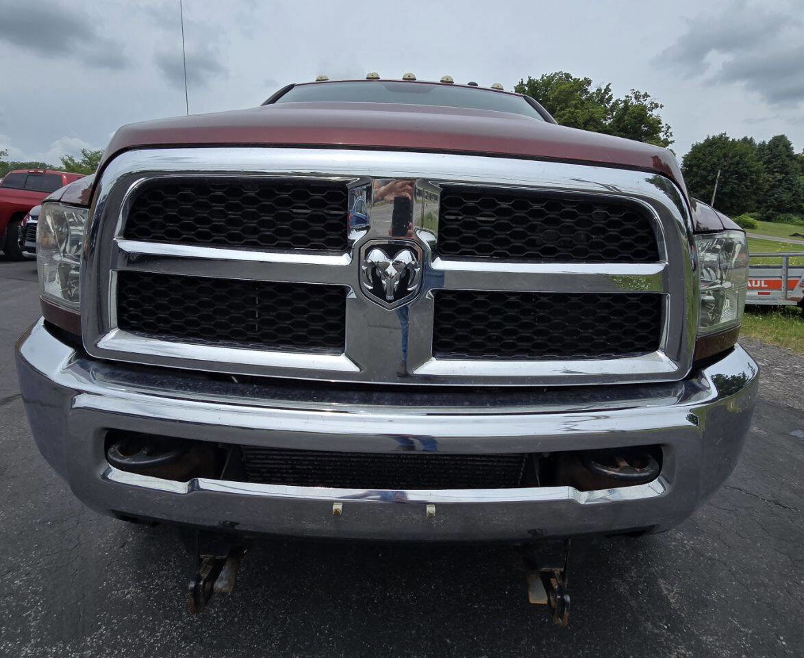 Used 2016 RAM 3500 Tradesman w/ Chrome Appearance Group AWD/4WD image 7