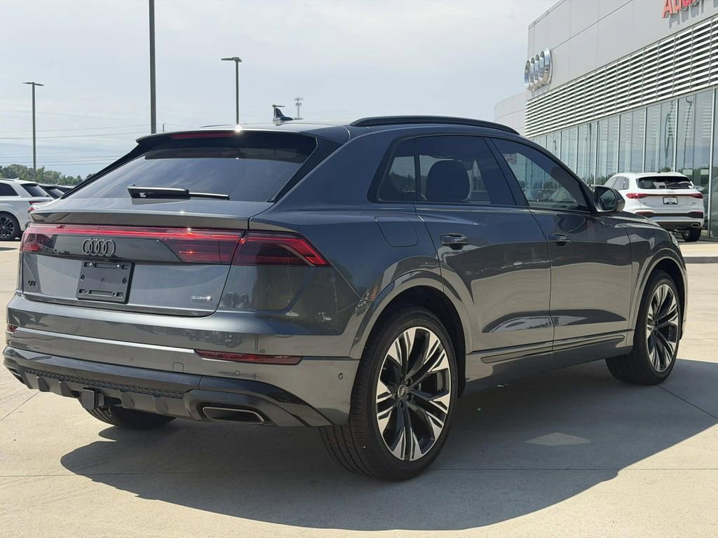 Used 2026 Audi Q8 Premium Plus AWD/4WD image 3