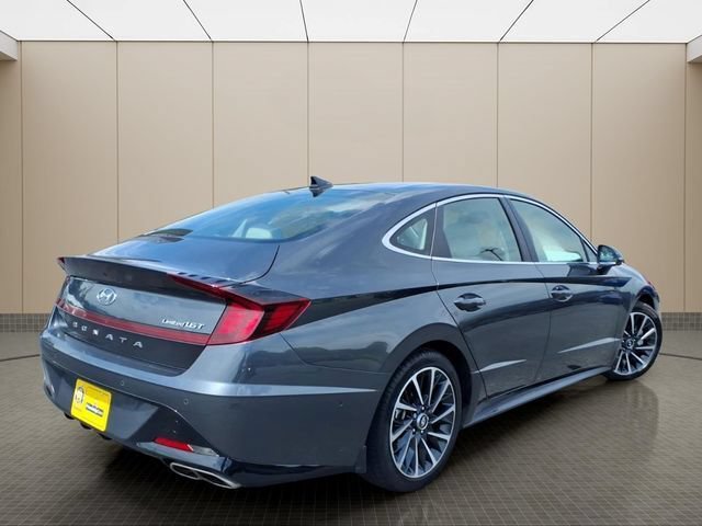 Used 2022 Hyundai Sonata Limited w/ Winter Weather Package FWD image 6