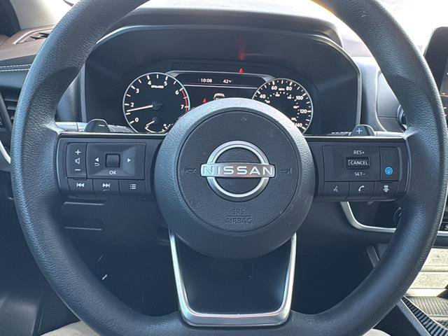 Used 2023 Nissan Rogue SV FWD image 16