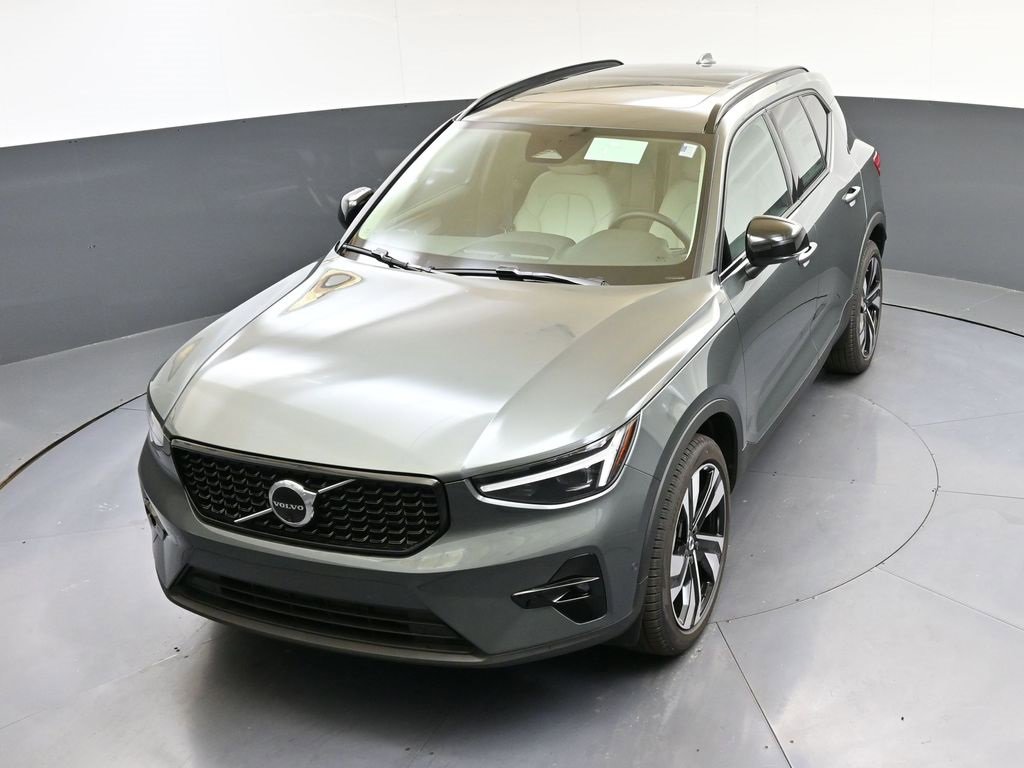 New 2026 Volvo XC40 B5 Ultra w/ Protection Package Premier image 42