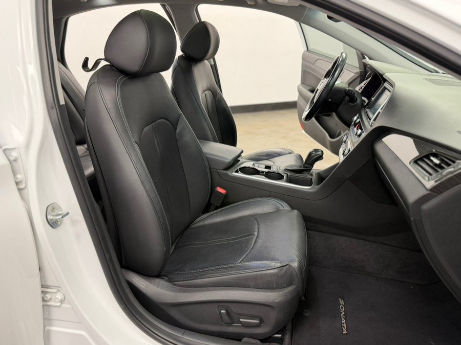 Used 2019 Hyundai Sonata Limited w/ Ultimate Package 04 FWD image 36