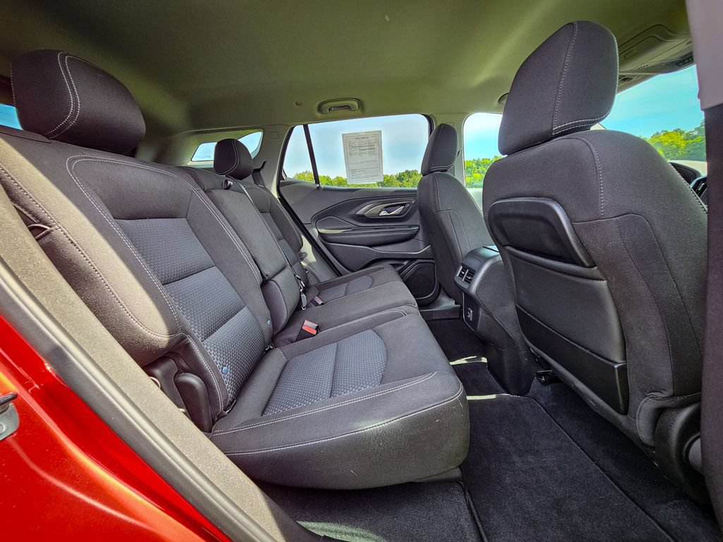 Used 2023 GMC Terrain SLE w/ Driver Convenience Package AWD/4WD image 36
