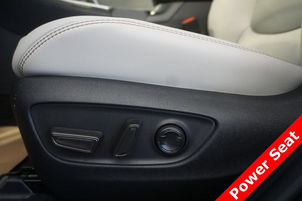 New 2025 Toyota RAV4 XLE Premium image 8