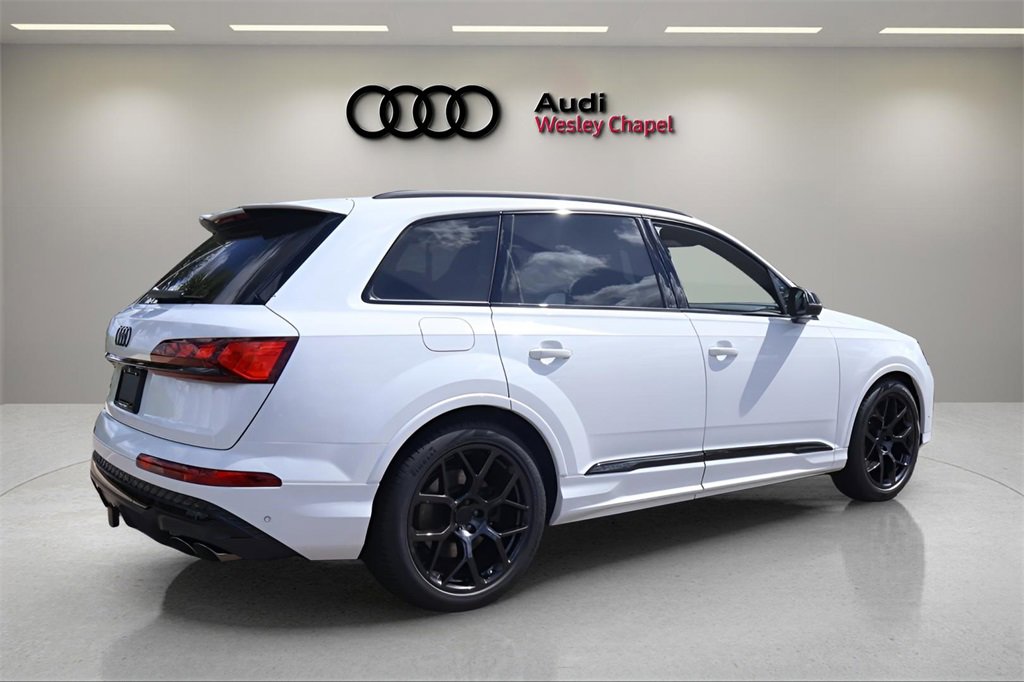 New 2026 Audi SQ7 Prestige image 5