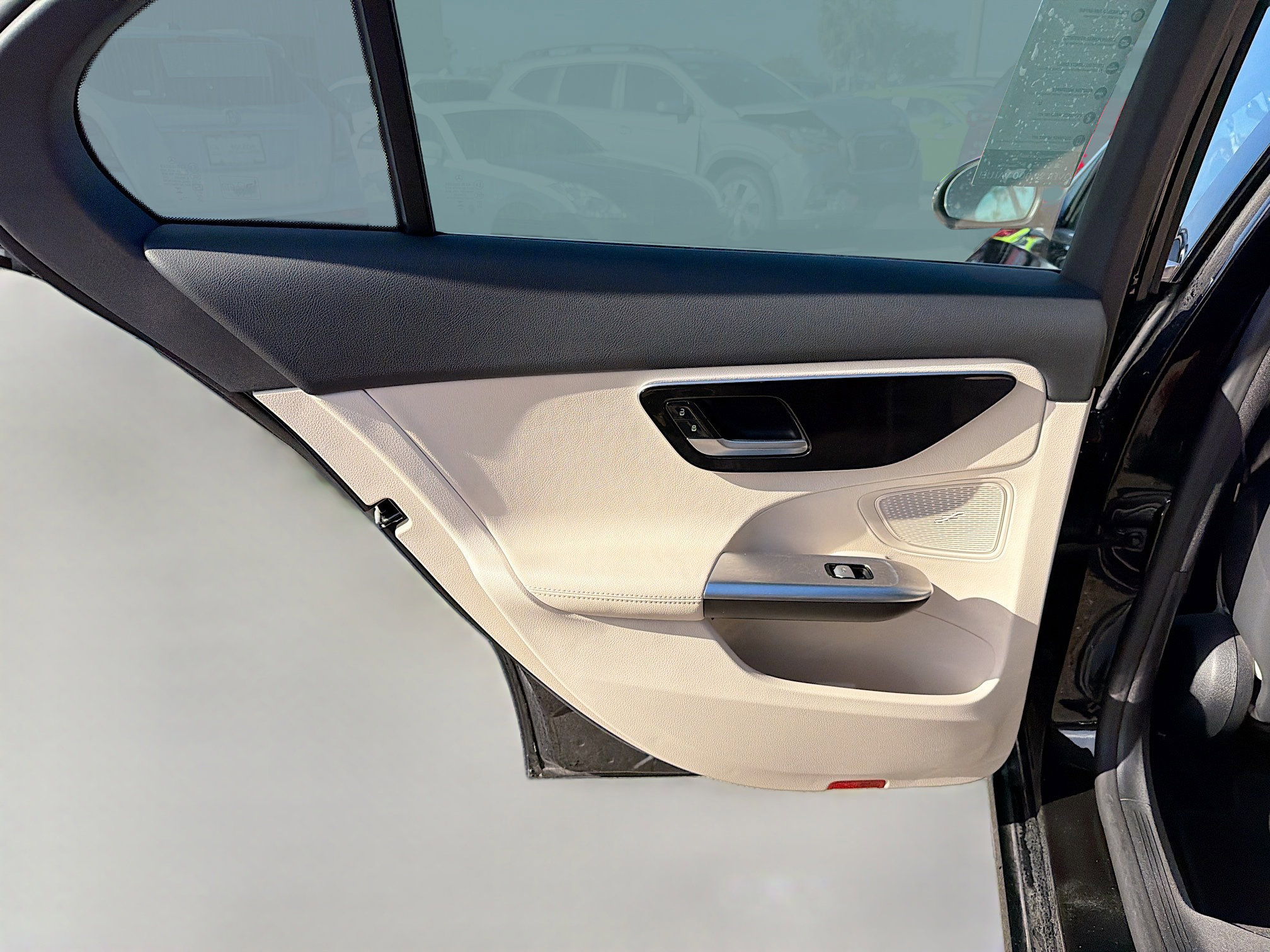 Used 2025 Mercedes-Benz C 300 Sedan image 43