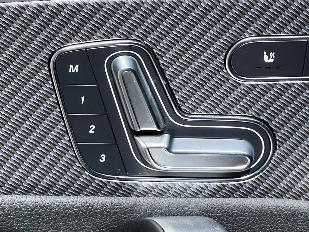 New 2025 Mercedes-Benz CLA 250 4MATIC image 17