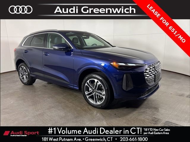 Certified 2025 Audi Q5 Premium w/ Convenience Package image 1