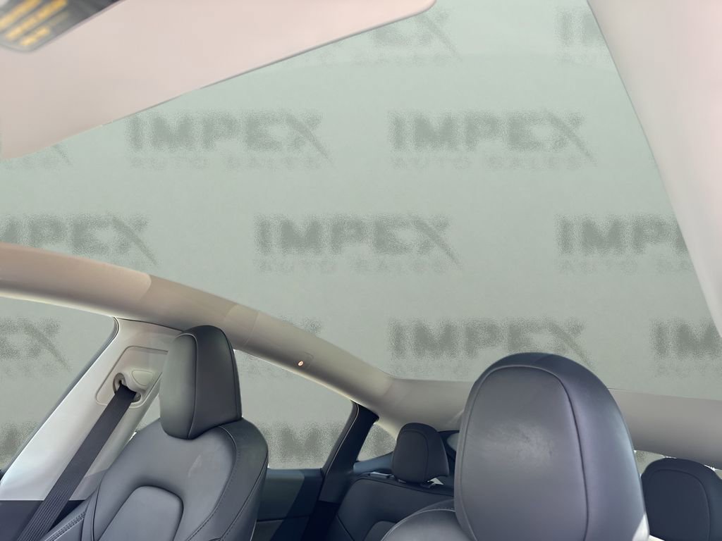 Used 2023 Tesla Model Y Long Range image 11