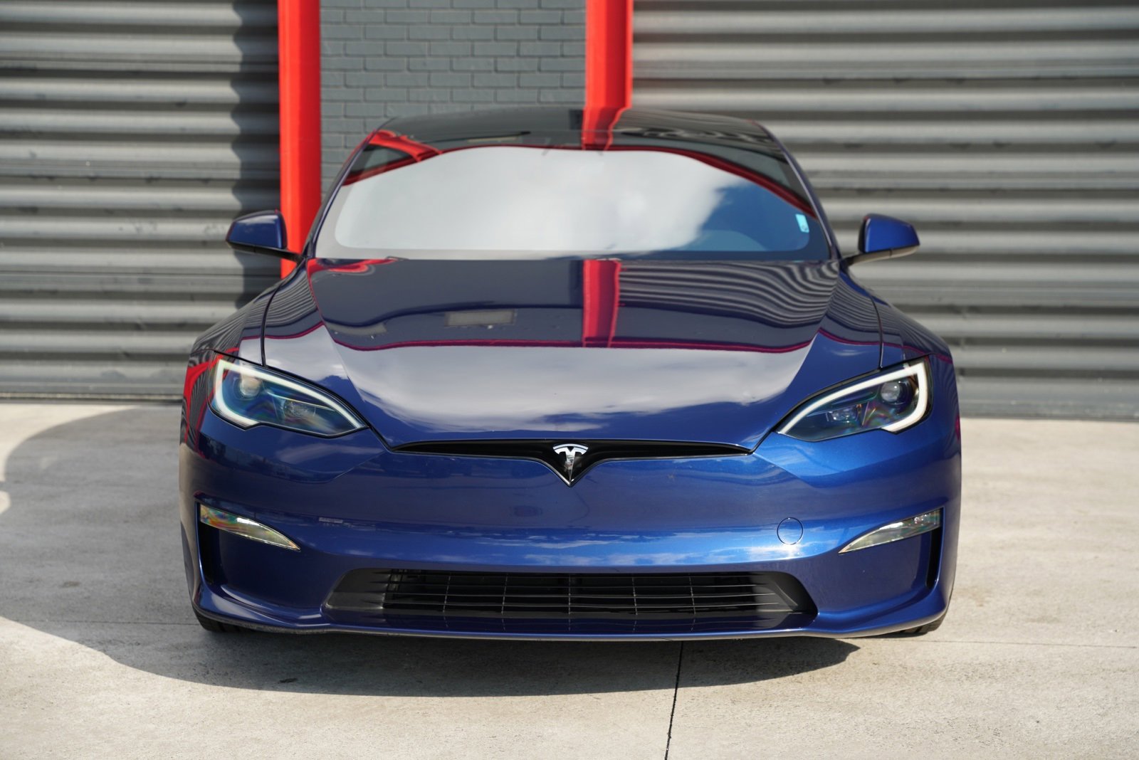 Used 2023 Tesla Model S Standard Range image 4